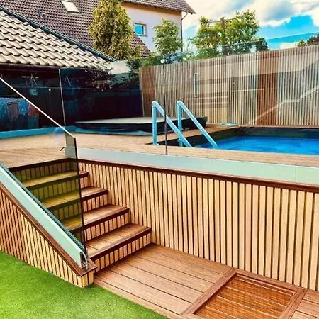 Comfortable For 4 People, With Jacuzzi Pool Miedzywodzie