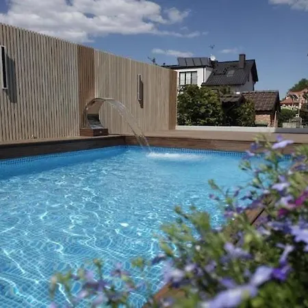 Comfortable For 4 People, With Jacuzzi Pool Holiday home Miedzywodzie